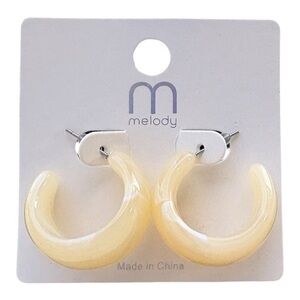 5/$25 Melody Chunky Crescent Shape Hoop Earrings